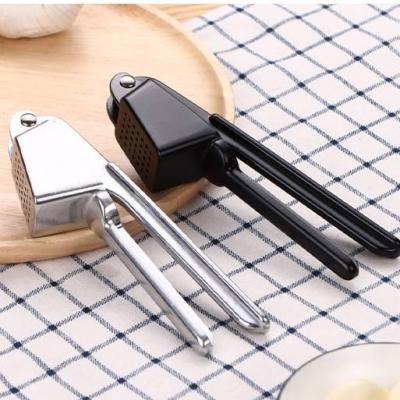 China High Quality Sustainable Accept Custom Shaped Aluminum Garlic Juicer Handle Garlic Press Crusher for sale