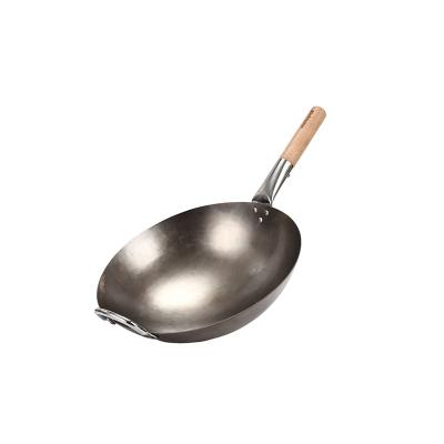 China Gas Cooker Restaurant Hotel full seasoned Wok Wooden Handle Cooker Pan Stainless Steel Wok for sale