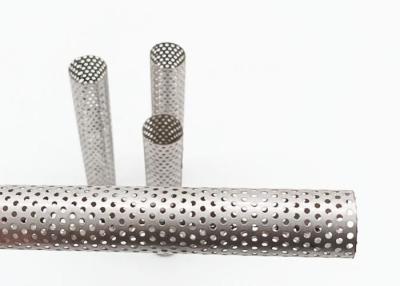 Chine Le trou anticorrosion H147mm de 2mm a perforé le tuyau en métal pour le filtre d'eau à vendre