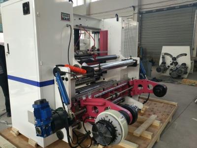 China Papel termal de la pantalla táctil que raja la máquina el rebobinar con el cargamento hidráulico en venta