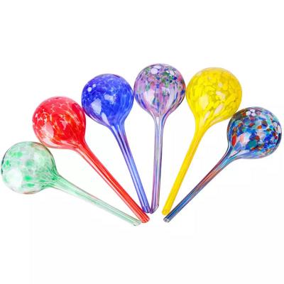 China Roach Tools Wholesale Glass Watering Globes Self Watering Bulbs Stakes Garden Automatic Lazy Flower Watering Device for sale