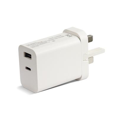 China Universal UF85PD3302 PD QC 3.0 Usb Charger 30w Dual Charging UK Plug CAR Power Supply Fast Mobile Phone Adapter for sale