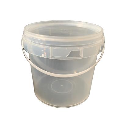China Small Transparent Plastic Food Packaging Bucket 2000ml 2 Liter Clear Plastic Packaging Tub With Lid for sale