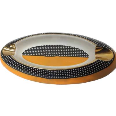 China Cigar Smoking 2-Slot Cigar Ashtray Cigar Rest Ashtray For Patio Indoor Outdoor Office Use for sale