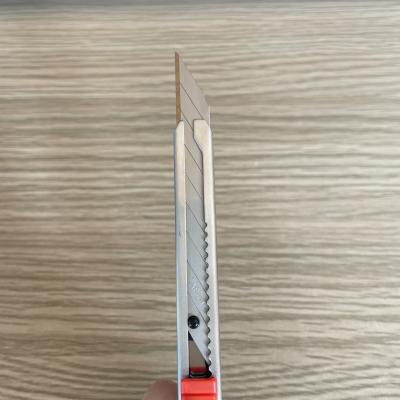 China 30° Tip Angle 9mm Cutter Blades Made Of SK2 High Carbon Steel For Clean And Sharp Paper Cutting Needs for sale