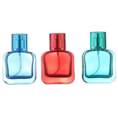中国 オーダーメイドカラー付き 30ml ガラスボトル 空の香水ボトル 販売のため