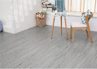 China Revestimento autoadesivo 2mm de Grey Wood 6inch×36inch LVT à venda