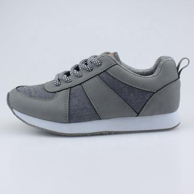 China Trendly Round Kids VSITA Children's Retro Trainer Casual Sneaker Lightweight Sport Shoes for sale