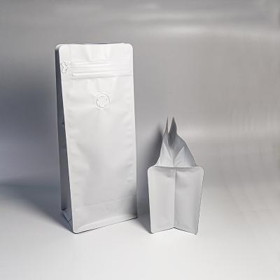 China Food-Grade Blank Paper Coffee Bags With Odorless Material And Reusable Sealing Custom Brand for sale