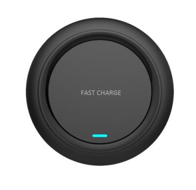 China 2019 7.5W 10W Qi Fast Charging Stand of HOT High Speed Wireless Charger Portable Wireless Charger Q18 for IOS Android Phones for sale