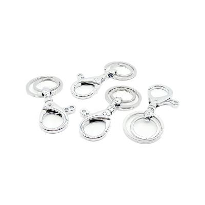 China Creative Metal Pendant Lovers Gift S631 SSS Brand Key Chain Men Waist Key Ring Car Hanging Key Chain for sale