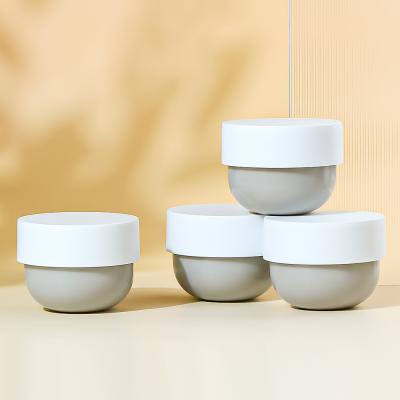 China Boost Repeat Purchases by 25% QR-Code-Enabled Cosmetic Cream Jar with Diamond Knurling Surface Finishing for sale