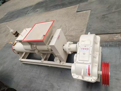 中国 ミニ真空挤出機170モデル 11kWのパワーと1800*900*850mmのサイズを持つ粘土レンガを作る機械 販売のため