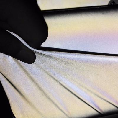 China Tela reflexiva retro limpa macia reciclada poliéster 100% de Grey Reflective Fabric para a roupa à venda