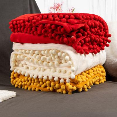 China Anti-Static Soft Lightweight Throw Fleece Flannel Comfortable Microfiber Fuzzy Blanket Pom Pom Balnket Blanket for sale
