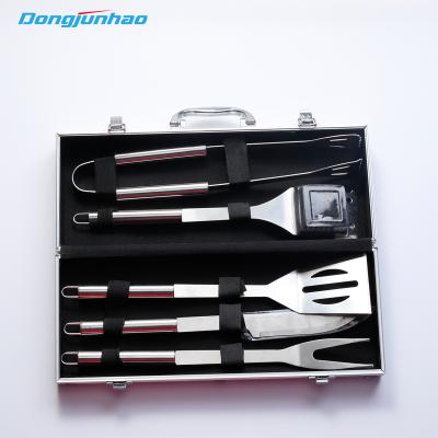 China Easily Cleaned BBQ Grilling Hot Selling Box Stainless Steel Tool Kit Multi Function 5 Pcs Custom Logo Item Aluminum Package Feature Custom Origin for sale