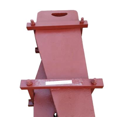 China Construction works Rocker Plate Manganese Casting Rock Crusher Parts for sale
