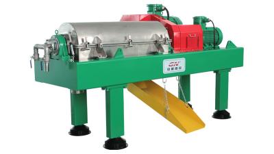Chine Diamètre horizontal de tambour de la centrifugeuse 220mm de vis de fréquence variable à vendre