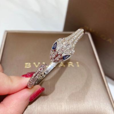 China Serpenti 18K Gold Diamond Bracelet Mirror Quality Luxurious Brand for sale
