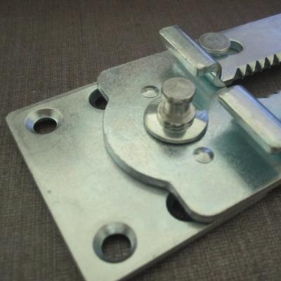 China Modern Furniture Sofa Connector Brackets Hardware Sofa Connector Furniture Hinge for sale
