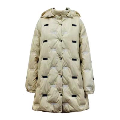 China Waterproof 2023 Autumn Winter New Arrival Embroidery Puffer Down outdoor Women Water repellent OEM coats GRS optional hood detachable for sale