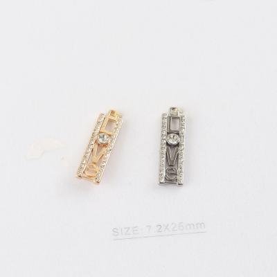 China Fashionable Factory Source Custom Apparel Custom Logo High Quality Personalized Metal Decorative Label for sale