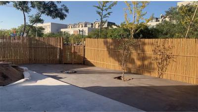 China Het natuurlijke Met de hand gemaakte 1.5x1.5m Decoratieve de Binnenplaats van de Bamboeomheining Rolling Schermen Te koop