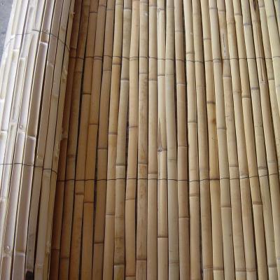 China Natural Bamboo Slat Screening Eco-Friendly Privacy Slat Fence Bamboo Screen Panel Roll For Balcony Wind Protection for sale