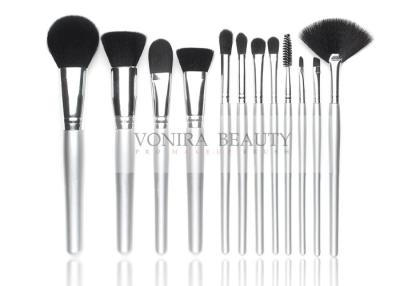 China De beste Natuurlijke Borstels van de het Niveaumake-up van de Haarmassa schitteren Zilveren Handvat Te koop