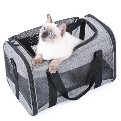 China Portable Pet Puppy Travel Bags Breathable Mesh Carrier Bags For Small Dogs Cat Chihuahua Outgoing Pets Handbag for sale