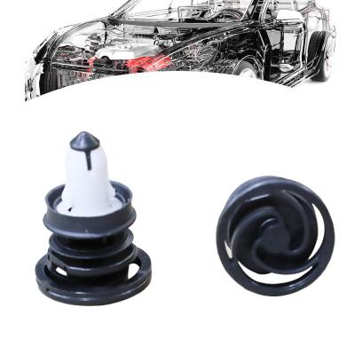 Cina Womala Nylon Door Trim Retainer Clip 1135147-00-B per il modello 3 modello Y modello S modello X in vendita
