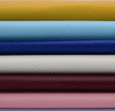 China Waterproof Patent Printing PU/PVC Leather, Bag Leather, Shoe Leather for sale