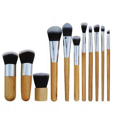 China New Arrival Fan Brush 8pcs Cups Super Soft Recycle Extra Large 8 Makeup Brush Set With Samples for sale