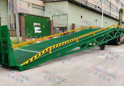 China 10T-10M Customized Green Loading And Unloading Goods Hydraulic Dock Ramp for sale
