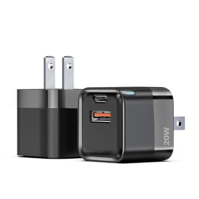 China PD20W Charger Fast Charging Wall Charger USBC Power Adapter For Phone for sale