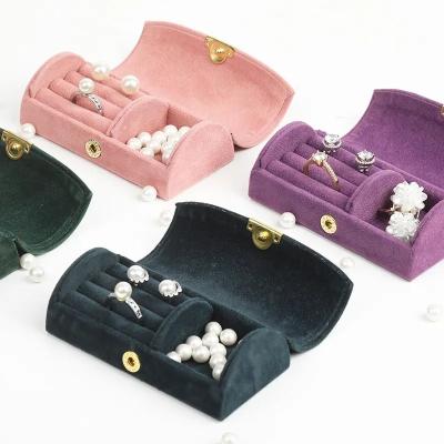 China Small Eco-friendly Luxury Curved Korean Jewelry Storage Portable Button Flap Velvet Ring Travel Box Organizer Metal for sale