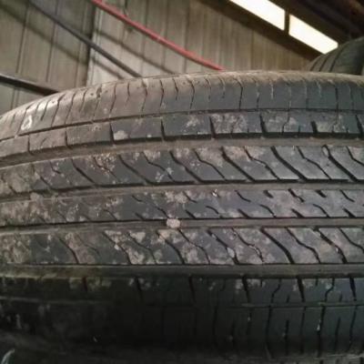 China 12'-26' Second Hand Car Tyres 175/65R14 70% New 50% New 30% New for sale