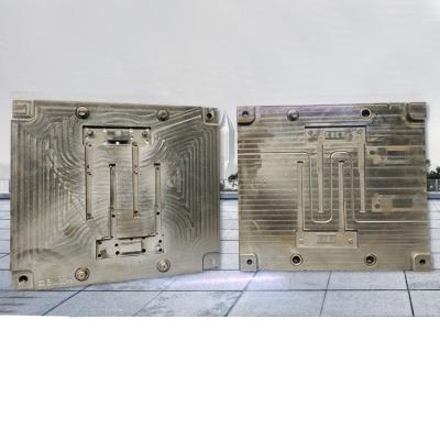 China Polaco estándar del lustre de la TA del moldeado de la goma de silicona del lado de la puerta alto en venta