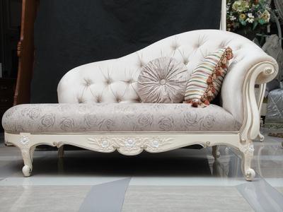 Chine Le bois a découpé l'antiquité française Chaise Lounge Golden White de luxe à vendre