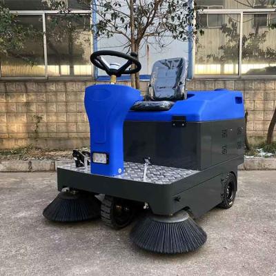 China 8500m2/H Sunshade Street Sweeping Machine Double Brush Wash And Tow Together for sale