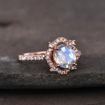 Chine Anneau de Moonstone d'arc-en-ciel facetté par bijoux naturels en gros de pierre de 925 Sterling Silver CZ à vendre