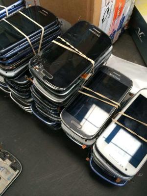 Chine Acheteur utilisé d'affichage à cristaux liquides de la galaxie S4 de Samsung réutilisant des écrans d'affichage à cristaux liquides à vendre