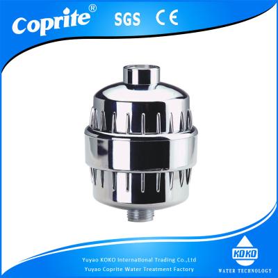 Chine Filtre universel de douche de Chrome avec la cartouche filtrante remplaçable de 3 étapes à vendre