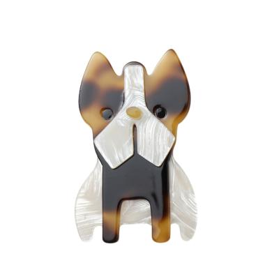 China Amber Creamy White Custom Acrylic Pet Brooch Cute Funny Cute Resin Long Dobermann Dog Brooches and Pins Party Jewelry for sale