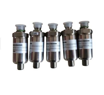 China High Quality Truck Crane Spare Parts Oil Pressure Sensor 300/1501 Pressure Transducer For Crane Spare Parts for sale