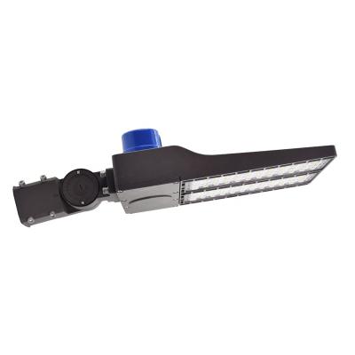 China Built-in LED Shoe Box Street Light Street Light Photocell 200 Watt Box Light LED Street Lights for sale