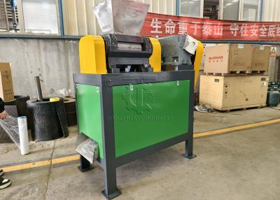 China Granulador de doble rodillo Granulador de extrusión de doble rodillo para producir gránulos de fertilizantes en venta