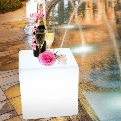 China Modern led outdoor furniture 16colors changing plastic cube chair for party event bar night light for sale
