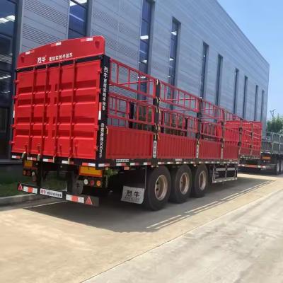 China Drijassige zijwandtrailer Staakheining Cargo Semi-trailer Semi-trucktrailer Te koop