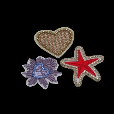 China Viable Latest Design and Popular Star Patches Embroidery Beading Heart for sale